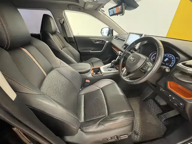 トヨタ ＲＡＶ４ アドベンチャー 群馬県 2020(令2)年 4.9万km アティチュードブラックマイカ セーフティセンス/サンルーフ/TRDフロントバンパーガーニッシュ/TRDマッドガード/アルパイン9インチメモリナビ/　　CD/DVD/BT/フルセグ/MSV/HDMI/バックカメラ/パワーバックドア/レーダークルーズコントロール/LEDオートライト/オートハイビーム/レザーシート/前席シートヒーター/前席シートベンチレーション/運転席パワーシート/純正19インチAW/コーナーセンサー/ドライブレコーダー/レーンアシスト/デジタルインナーミラー/オートブレーキホールド/ダウンヒルアシストコントロール/ステアリングヒーター/ステアリングスイッチ/横滑り防止装置/サイド・カーテンエアバッグ/スマートキー/ビルトインETC/4WD