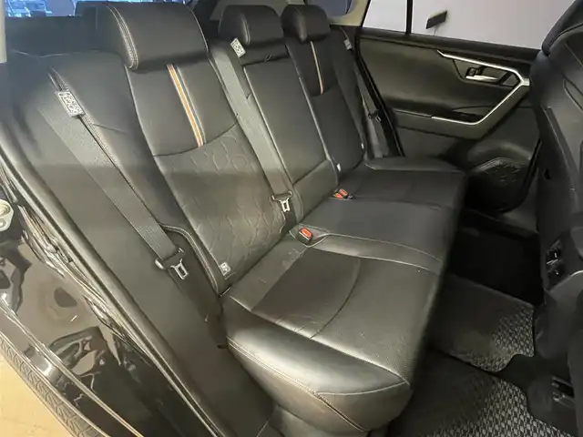 トヨタ ＲＡＶ４ アドベンチャー 群馬県 2020(令2)年 4.9万km アティチュードブラックマイカ セーフティセンス/サンルーフ/TRDフロントバンパーガーニッシュ/TRDマッドガード/アルパイン9インチメモリナビ/　　CD/DVD/BT/フルセグ/MSV/HDMI/バックカメラ/パワーバックドア/レーダークルーズコントロール/LEDオートライト/オートハイビーム/レザーシート/前席シートヒーター/前席シートベンチレーション/運転席パワーシート/純正19インチAW/コーナーセンサー/ドライブレコーダー/レーンアシスト/デジタルインナーミラー/オートブレーキホールド/ダウンヒルアシストコントロール/ステアリングヒーター/ステアリングスイッチ/横滑り防止装置/サイド・カーテンエアバッグ/スマートキー/ビルトインETC/4WD