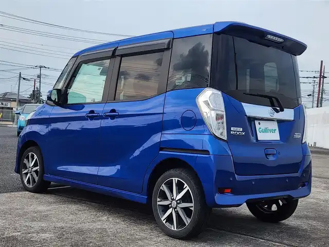 日産 デイズ ルークス HWS X Vセレクション 群馬県 2018(平30)年 7.7万km オーシャンブルーP 純正9型ナビ/　(Bluetooth/CD/DVD)/フルセグTV/両側パワースライドドア/アラウンドビューモニター/ビルトインETC2.0/ソナー機能/インテリジェントエマージェンシーブレーキ/踏み間違い防止アシスト/車線逸脱警報/ビークルスタビリティコントロール/LEDヘッドランプ/オートライト/ハイビームアシスト/本革巻きステアリング/ステアリングスイッチ/合皮/スエード調クロスコンビシート/純正15インチアルミホイール/インテリジェントキー/プッシュエンジンスターター/イモビライザー/禁煙車
