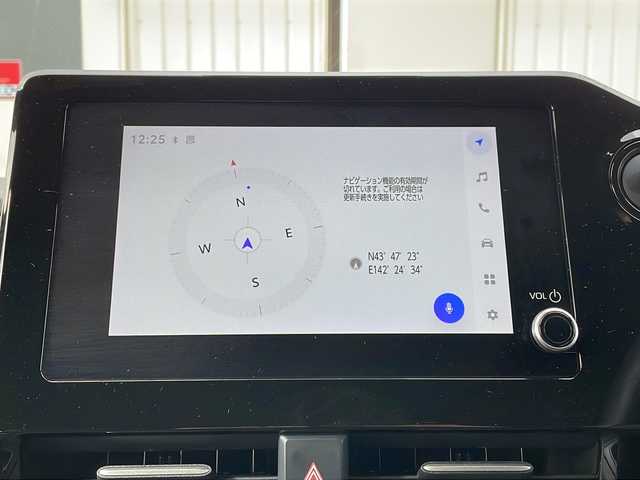 トヨタ ヴォクシー S－Z 道北・旭川 2024(令6)年 2.5万km ホワイトパールクリスタルシャイン /4WD//禁煙車//寒冷地仕様//純正ディスプレイオーディオプラス/BT/USB/CD/DVD/フルセグ/Miracat//LDA/PCS/PDA/クリアランスソナー/PKSB/RSA/ACC/PSD/発進遅れ告知/後退速度抑制//両側パワースライドドア//前席シートヒーター//ハーフレザーシート//革巻きステアリング//ステアリングスィッチ//革巻きステアリング//オートライト//LEDヘッドライト//オートマチックハイビーム//フロントデアイサー//ETC//社外フロアマット//ヘットライトレベライザー//オートリトラミラー//サンシェード//保証書//取扱説明書