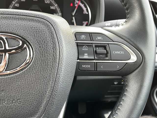 トヨタ ヴォクシー S－Z 道北・旭川 2024(令6)年 2.5万km ホワイトパールクリスタルシャイン /4WD//禁煙車//寒冷地仕様//純正ディスプレイオーディオプラス/BT/USB/CD/DVD/フルセグ/Miracat//LDA/PCS/PDA/クリアランスソナー/PKSB/RSA/ACC/PSD/発進遅れ告知/後退速度抑制//両側パワースライドドア//前席シートヒーター//ハーフレザーシート//革巻きステアリング//ステアリングスィッチ//革巻きステアリング//オートライト//LEDヘッドライト//オートマチックハイビーム//フロントデアイサー//ETC//社外フロアマット//ヘットライトレベライザー//オートリトラミラー//サンシェード//保証書//取扱説明書