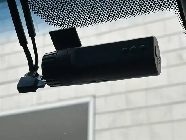 三菱 デリカＤ：５ P 福岡県 2022(令4)年 3.4万km アメジストブラック ALPINE11型ナビ(フルセグTV/CD/DVD/BT)/全方位/ブラインドスポット/オートホールド/後席フリップダウンモニター/クルコン/両側電動/ドラレコ/電動リア/ETC/シートヒーター/ハンドルヒーター/USB/HDMI/純正LED/純正アルミホイール/プッシュスタート/スマートキー