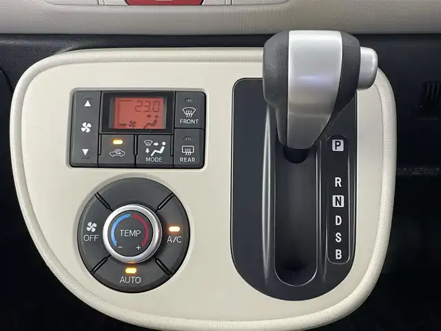 ダイハツ ミラ ココア X 埼玉県 2015(平27)年 5万km プラムブラウンクリスタルマイカ LEDヘッドライト/Wエアバック/パワーステアリング/パワーウィンドウ/純正フロアマット/純正サイドバイザー/オートエアコン/AUX/アイドリングストップ