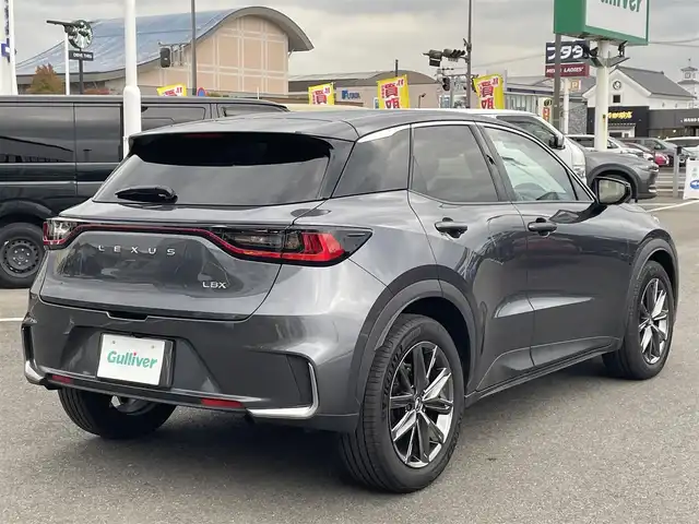 レクサス ＬＢＸ リラックス 長崎県 2024(令6)年 2.2万km ソニッククロム 純正ディスプレイオーディオ/ナビ/BT/Mira cast/USB/フルセグTV/パノラマビューモニター/レクサスセーフティシステム/アドバンスドドライブ/合皮革シート/前席シートヒーター/D席パワーシート/ステアリングヒーター/レーダークルーズコントロール/パワーバックドア/ビルトインETC