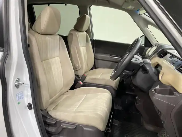 ホンダ フリード G ホンダセンシング 愛知県 2017(平29)年 5.9万km ホワイトオーキッドパール 純正ナビ/衝突軽減ブレーキ/両側電動スライドドア/レーダークルーズコントロール/ビルトインETC/バックカメラ/フルセグTV/Bluetooth/レーンキープアシスト/プッシュスタート/スマートキー/CD/DVD再生/アイドリングストップ/ミュージックサーバー/純正フロアマット/ウィンカーミラー/電動格納ミラー/ヘッドライトレベライザー/横滑り防止装置/寒冷地仕様/ECON/ステアリングリモコン/先行車発進お知らせ