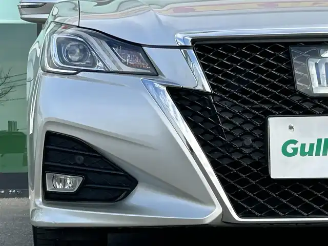 トヨタ クラウン ハイブリッド アスリートS 和歌山県 2016(平28)年 7.9万km プレシャスシルバー 後期型/純正8インチナビ/バックカメラ/衝突被害軽減ブレーキ/レーダークルーズコントロール/横滑り防止装置/前後コーナーセンサー/ドライブレコーダー/ETC/パワーシート/シートヒーター/ステアリングヒーター/オートライト/LEDヘッドライト/フォグランプ/レザー調シートカバー