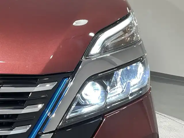 日産 セレナ e－パワー ハイウェイスター V 愛知県 2022(令4)年 1.3万km マルーンレッド 2トーン 純正１０インチナビ/（フルセグTV/CD/DVD/ブルーレイ/Bluetooth）/純正１１インチフリップダウンモニター/プロパイロット/アラウンドビューモニター/両側電動スライドドア/衝突軽減ブレーキ/デジタルインナーミラー/シートヒーター/ビルトインＥＴＣ/LEDヘッドライト/純正ドライブレコーダー