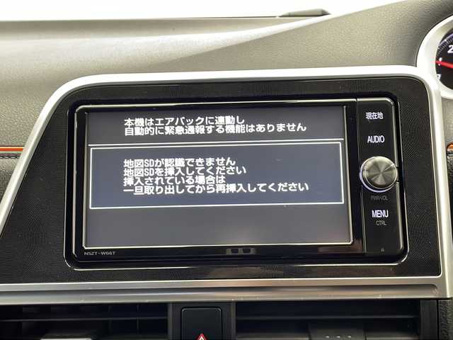 トヨタ シエンタ G クエロ 栃木県 2018(平30)年 1.3万km ホワイトパールクリスタルシャイン 純正7インチメモリナビ（NSZT-W66T）/（CD/DVD//Bluetooth/フルセグTV）/バックカメラ/トヨタセーフティセンス/ビルトインETC2.0/ドライブレコーダー/両側パワースライドドア/スマートキー×２/プッシュスタート/LEDヘッドライト