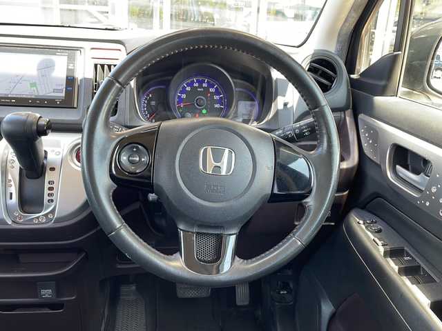 ホンダ Ｎ ＷＧＮ カスタム G 静岡県 2014(平26)年 7.4万km プレミアムゴールドパープルパール 【主要装備】/純正ナビ　/フルセグテレビ　/ステアリングスイッチ　/プッシュスタート　/スマートキー　/ＥＴＣ車載器　/キセノンヘッドライト　/純正１４インチアルミホイール　/オートライト　/横滑り防止機能　/スペアキー有り
