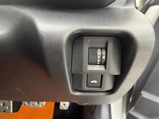 トヨタ ＧＲ８６ SZ 兵庫県 2023(令5)年 1.6万km パール 社外メモリナビ（ケンウッド　MDV-M908HDL）/（CD、DVD、SD、BT、フルセグ）/HDMI/カロッツェリアツイーター/アルパインミラー型ドライブレコーダー/バックカメラ/ETC/パドルシフト/クリアランスソナー/ACC/PCS/LDW/RAB/MAIN　FACTORYマフラー/LEDヘッドライト/社外シートカバー/社外マット/純正フロアマット積載/社外バイザー/純正15インチAW/スペアキー×１