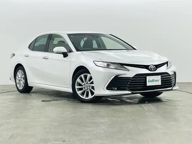 トヨタ カムリ G 福島県 2021(令3)年 4.2万km プラチナホワイトパールマイカ トヨタセーフティセンス/・プリクラッシュセーフティ/・レーントレーシングアシスト/・先行車発進告知機能/・ブラインドスポットモニター/純正9インチディスプレイオーディオ/・6スピーカー/・DVD/CD/BT/USB/AM/FM/バックカメラ/オートクルーズコントロール/LEDオートライト/・フォグランプ/・オートハイビーム/パワーシート/純正17インチアルミホイール付きサマータイヤ/MTモード付AT/充電用USB端子/純正フロアマット/電動格納ミラー/電子パーキング/・オートホールド/プッシュスタート/・スマートキー
