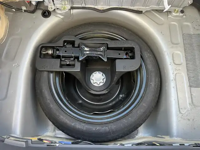 トヨタ プリウス S ツーリングセレクション 宮城県 2004(平16)年 7.5万km シルバーM １オーナー//スペアタイヤ//スペアキー//純正オーディオ（ＦＭ，ＡＭ，ＣＤ）//オートライト//横滑り防止機能//スマートキー//プッシュスタート