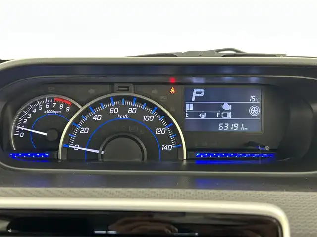 スズキ ワゴンＲ HYBRID FZ 千葉県 2020(令2)年 6.4万km クールカーキPM 禁煙車/スズキセーフティサポート/・デュアルセンサーブレーキサポート/・ヘッドアップディスプレイ/・車線逸脱警報システム/・コーナーセンサー/純正８インチメモリナビ/・型番：CN-RZ853/・CD/DVD/Bluetooth/フルセグTV/・全方位カメラ/D席シートヒーター/革巻きステアリング/・ステアリングスイッチ/純正フロアマット/純正１４インチAW/オートライト/・LEDヘッドライト/スマートキー&プッシュスタート