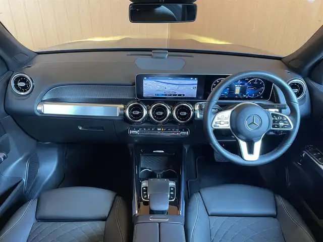 メルセデス・ベンツ ＧＬＢ２００ｄ 愛知県 2020(令2)年 1.1万km デニムブルー レーダーセーフティーパッケージ　/ACC　/レーンキープ　/360°カメラ/ブラインドスポット　/ナビゲーションパッケージ　/フルセグTV　/ETC/ハーフレザー　/シートヒーター/パワーテールゲート　/LEDヘッドライト/スマートキー/純正18インチアルミホイール