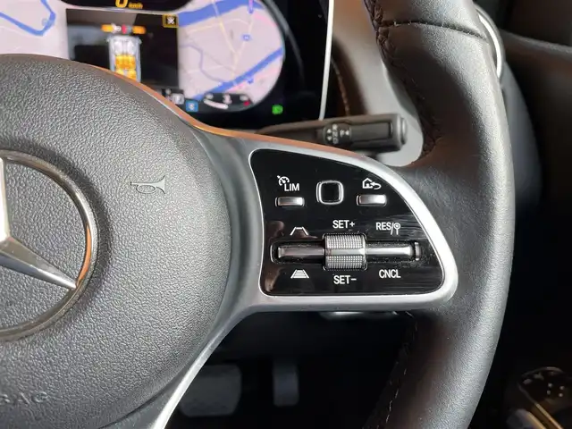 メルセデス・ベンツ ＧＬＢ２００ｄ 愛知県 2020(令2)年 1.1万km デニムブルー レーダーセーフティーパッケージ　/ACC　/レーンキープ　/360°カメラ/ブラインドスポット　/ナビゲーションパッケージ　/フルセグTV　/ETC/ハーフレザー　/シートヒーター/パワーテールゲート　/LEDヘッドライト/スマートキー/純正18インチアルミホイール