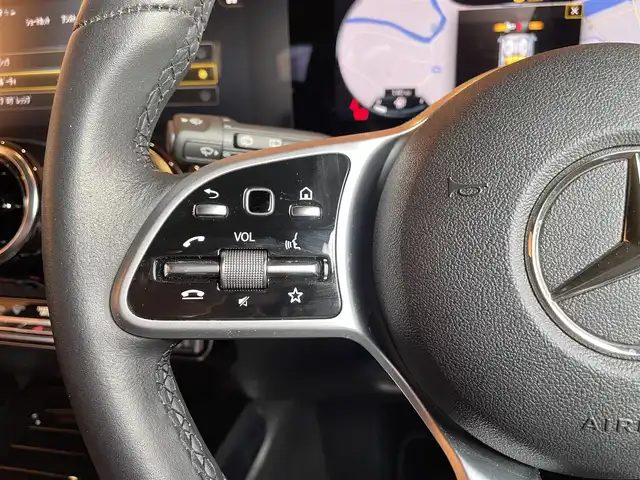 メルセデス・ベンツ ＧＬＢ２００ｄ 愛知県 2020(令2)年 1.1万km デニムブルー レーダーセーフティーパッケージ　/ACC　/レーンキープ　/360°カメラ/ブラインドスポット　/ナビゲーションパッケージ　/フルセグTV　/ETC/ハーフレザー　/シートヒーター/パワーテールゲート　/LEDヘッドライト/スマートキー/純正18インチアルミホイール