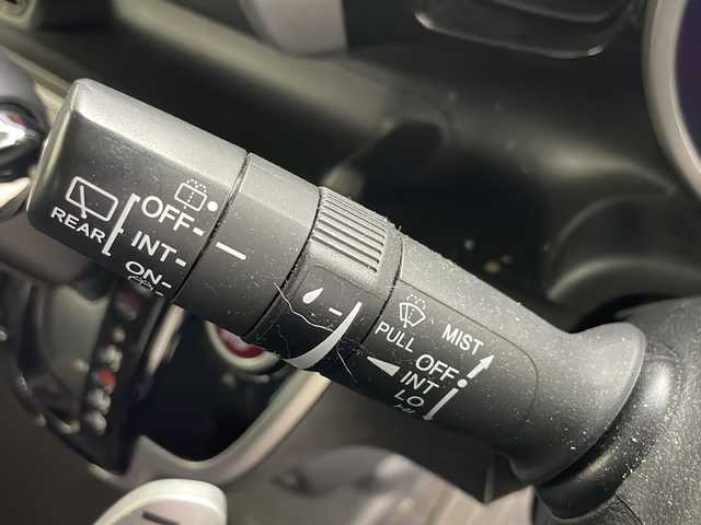 ホンダ Ｎ ＢＯＸ カスタム G ターボSSパッケージ 道央・札幌 2015(平27)年 8.1万km プレミアムホワイトパール ・4WD/・ワンオーナー/・Gathers純正ナビ&フルセグ&CD&DVD&BT&SD&USB&iPod/・バックカメラ/・両側パワースライドドア/・シティブレーキアクティブシステム/・シートヒーター/・社外AW付スタッドレス/・革巻きステアリング/・ステアリングスイッチ/・オートライト/・キセノンヘッドライト/・フォグランプ/・ウィンカーミラー/・スマートキー/・スペアキー/・プッシュスタート/・横滑り防止/・ECON