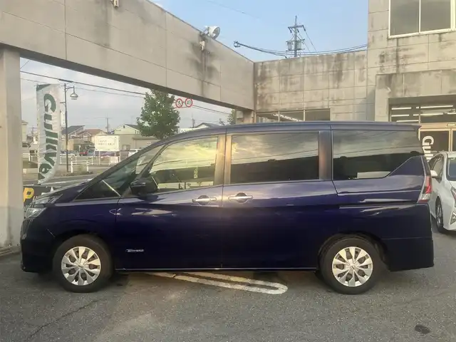 日産 セレナ X 愛知県 2016(平28)年 13.2万km アズライトブルー