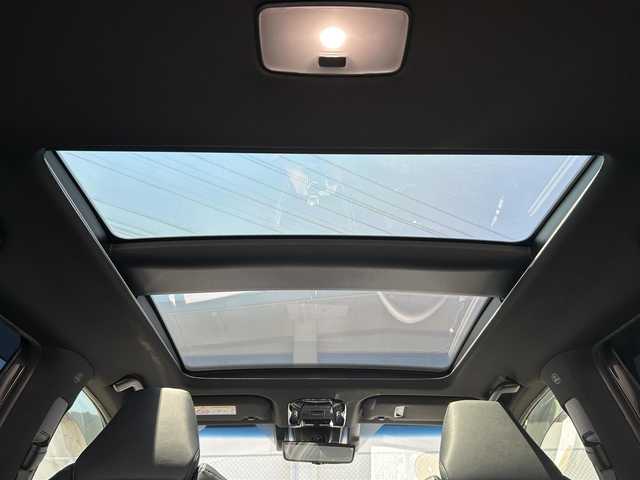 トヨタ ハリアー ハイブリッド Z レザーパッケージ 佐賀県 2020(令2)年 6.8万km プレシャスブラックパール JBLプレミアムサウンド/調光パノラマルーフ/トヨタセーフティセンス/・プリクラッシュセーフティ/・レーダークルーズコントロール/・オートマチックハイビーム/・レーントレーシングアシスト/デジタルインナーミラー/ブラインドスポットモニター/クリアランスソナー/T-Connectナビ/・フルセグTV/BT/・アラウンドビューモニター/レザーシート/シートヒーター/シートベンチレーター/パワーシート/シートメモリ/LEDヘッドライト/フォグランプ/オートライト/純正19インチAW/フロアマット/ETC2.0/プッシュスタート/電動パーキングスイッチ/革巻きステアリング/ステアリングヒーター/ステアリングスイッチ/オートワイパー/アイドリングストップ/RS-Rダウンサス/ISOFIX/エアバックW/サイド/カーテン/スペアキー×1/取扱説明書/保証書