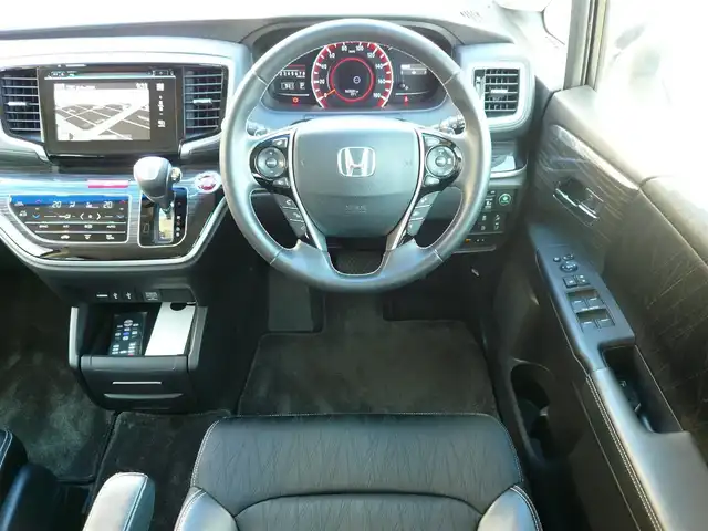 ホンダ オデッセイ アブソルート EX ADV 静岡県 2015(平27)年 6.4万km ホワイトオーキッドパール ワンオーナー/禁煙車/純正インターナビ/フリップダウンモニター/全周囲カメラ/フルセグテレビ/Bluetooth/DVD再生/USB/HDMI/ホンダセンシング/・衝突軽減ブレーキ/・ブラインドスポット/・先行車発進お知らせ/・路外逸脱抑制システム/・標識認識機能/・レーダークルーズ/オートライト/LEDヘッドライト/スマートキー/ETC/新車保証書/取扱説明書