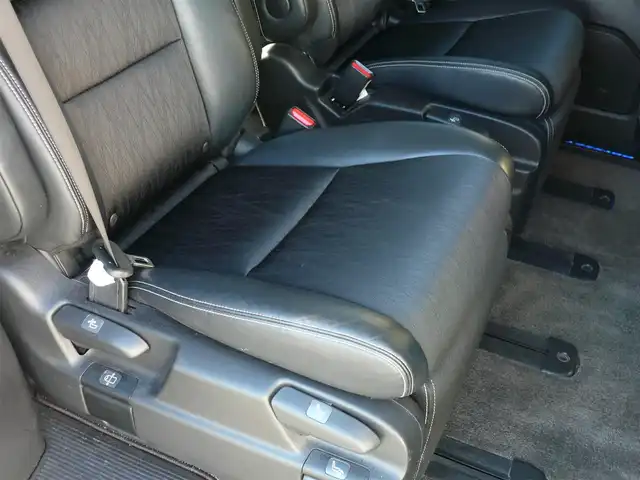 ホンダ オデッセイ アブソルート EX ADV 静岡県 2015(平27)年 6.4万km ホワイトオーキッドパール ワンオーナー/禁煙車/純正インターナビ/フリップダウンモニター/全周囲カメラ/フルセグテレビ/Bluetooth/DVD再生/USB/HDMI/ホンダセンシング/・衝突軽減ブレーキ/・ブラインドスポット/・先行車発進お知らせ/・路外逸脱抑制システム/・標識認識機能/・レーダークルーズ/オートライト/LEDヘッドライト/スマートキー/ETC/新車保証書/取扱説明書