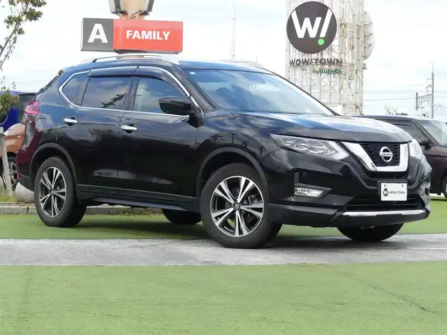 日産 エクストレイル 20Xi 千葉県 2018(平30)年 4.8万km ダイヤモンドブラック エマージェンシーブレーキ/プロパイロット/インテリジェントクルーズコントロール/インテリジェントルームミラー/パワーバックドア/各席シートヒーター/9インチ純正SDナビ/地デジTV/【BD/DVD/CD再生機能　Bluetooth接続】/アラウンドビューモニター/ドライブレコーダー/革巻きステアリング/ETC/LEDヘッドライト/フォグライト/ウインカーミラー/コーナーセンサー/純正18インチアルミホイル/インテリジェントキー