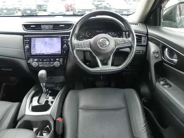 日産 エクストレイル 20Xi 千葉県 2018(平30)年 4.8万km ダイヤモンドブラック エマージェンシーブレーキ/プロパイロット/インテリジェントクルーズコントロール/インテリジェントルームミラー/パワーバックドア/各席シートヒーター/9インチ純正SDナビ/地デジTV/【BD/DVD/CD再生機能　Bluetooth接続】/アラウンドビューモニター/ドライブレコーダー/革巻きステアリング/ETC/LEDヘッドライト/フォグライト/ウインカーミラー/コーナーセンサー/純正18インチアルミホイル/インテリジェントキー