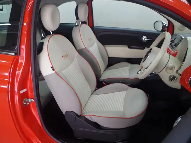 フィアット ５００ アニベルサリオ 兵庫県 2019(平31)年 2.3万km ビタミニックオレンジ 400台限定車/ガラスルーフ/クロームエンジンフードライン/クローム仕上げエクステリアミラーハウジング/FIATビンテージロゴ（フロント/リア/ステアリングホイール）/Anniversarioロゴ（リア）/16インチビンテージスタイルアルミホイール/専用ファブリックシート/専用インストルメントパネル/専用フロアマット/純正ディスプレイオーディオ/オートエアコン/Bluetooth接続/USB接続/ドラレコ前後/キセノンヘッドライト/ETC