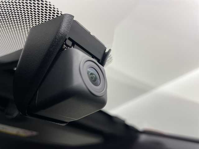 トヨタ ヴォクシー ZS 煌Ⅱ 道央・札幌 2019(平31)年 5.4万km ブラック ・4WD/・寒冷地仕様/・純正ナビ/・BT&CD&SD&フルセグTV/・バックカメラ/・両側パワースライド/・純正フリップダウンモニター/・クルーズコントロール/・ビルトインETC/・純正ドライブレコーダー/・クリアランスソナー/・LEDヘッドライト/・オートライト/・オートマチックハイビーム/・スマートキー/・積込スタッドレス社外AW付