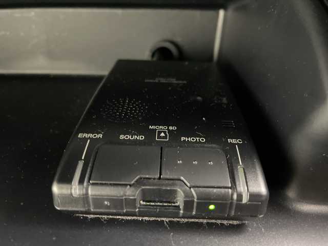 トヨタ ヴォクシー ZS 煌Ⅱ 道央・札幌 2019(平31)年 5.4万km ブラック ・4WD/・寒冷地仕様/・純正ナビ/・BT&CD&SD&フルセグTV/・バックカメラ/・両側パワースライド/・純正フリップダウンモニター/・クルーズコントロール/・ビルトインETC/・純正ドライブレコーダー/・クリアランスソナー/・LEDヘッドライト/・オートライト/・オートマチックハイビーム/・スマートキー/・積込スタッドレス社外AW付