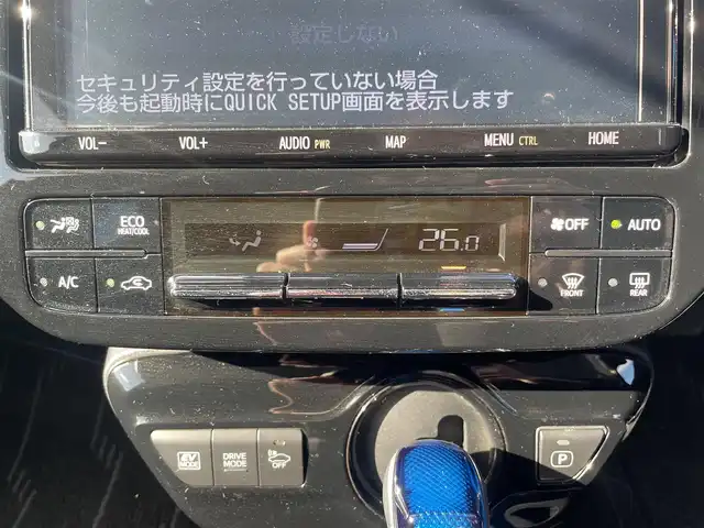 トヨタ プリウス Sセーフティプラス ツートーン 兵庫県 2018(平30)年 6.1万km パール モデリスタエアロ/モデリスタAW/ディーラーOP9インチナビ/ステアリングリモコン/クルーズコントロール（追従）/フルセグTV/Bluetoothオーディオ/バックカメラ/ETC/プリクラッシュセーフティ/前後ソナー/LEDヘッドライト