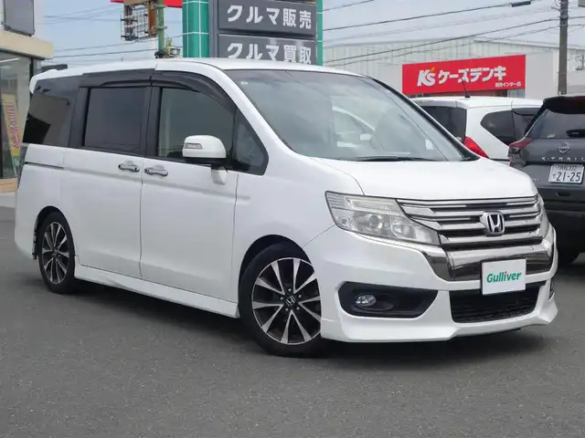 ホンダ ステップワゴン スパーダ Z クールスピリット 静岡県 2014(平26)年 15万km ホワイトオーキッドパール Gathers9インチHDDナビ（VXM-145VFNi）/　CD/DVD/BT/MusicRack/　USB/iPod/    SD/フルセグTV/バックカメラ/社外アルパイン10.1インチ/フリップダウンモニター（RSA10S-L）/ETC/両側パワースライドドア/パドルシフト/クルーズコントロール/HIDヘッドライト/オートライト/社外シートカバー/　3列目なし/スマートキー/純正フロアマット/無限ドアバイザー/取扱説明書/保証書