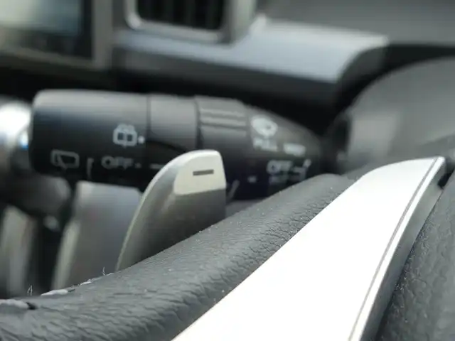 ホンダ ステップワゴン スパーダ Z クールスピリット 静岡県 2014(平26)年 15万km ホワイトオーキッドパール Gathers9インチHDDナビ（VXM-145VFNi）/　CD/DVD/BT/MusicRack/　USB/iPod/    SD/フルセグTV/バックカメラ/社外アルパイン10.1インチ/フリップダウンモニター（RSA10S-L）/ETC/両側パワースライドドア/パドルシフト/クルーズコントロール/HIDヘッドライト/オートライト/社外シートカバー/　3列目なし/スマートキー/純正フロアマット/無限ドアバイザー/取扱説明書/保証書