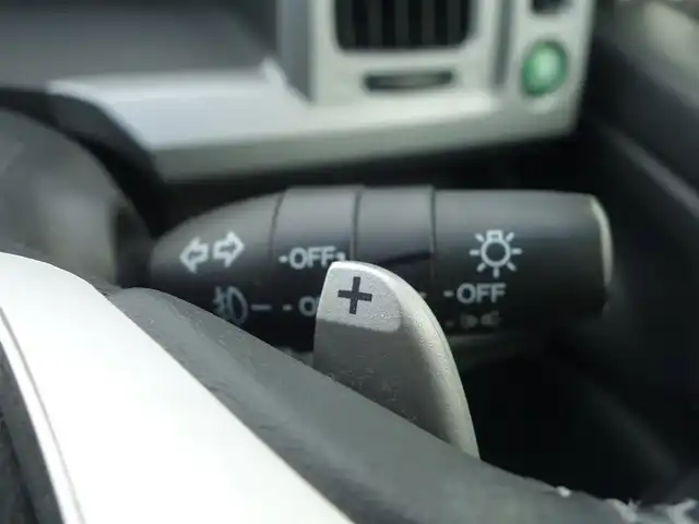 ホンダ ステップワゴン スパーダ Z クールスピリット 静岡県 2014(平26)年 15万km ホワイトオーキッドパール Gathers9インチHDDナビ（VXM-145VFNi）/　CD/DVD/BT/MusicRack/　USB/iPod/    SD/フルセグTV/バックカメラ/社外アルパイン10.1インチ/フリップダウンモニター（RSA10S-L）/ETC/両側パワースライドドア/パドルシフト/クルーズコントロール/HIDヘッドライト/オートライト/社外シートカバー/　3列目なし/スマートキー/純正フロアマット/無限ドアバイザー/取扱説明書/保証書