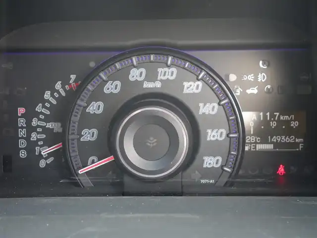 ホンダ ステップワゴン スパーダ Z クールスピリット 静岡県 2014(平26)年 15万km ホワイトオーキッドパール Gathers9インチHDDナビ（VXM-145VFNi）/　CD/DVD/BT/MusicRack/　USB/iPod/    SD/フルセグTV/バックカメラ/社外アルパイン10.1インチ/フリップダウンモニター（RSA10S-L）/ETC/両側パワースライドドア/パドルシフト/クルーズコントロール/HIDヘッドライト/オートライト/社外シートカバー/　3列目なし/スマートキー/純正フロアマット/無限ドアバイザー/取扱説明書/保証書