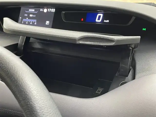 日産 セレナ ハイウェイスター V 道央・札幌 2021(令3)年 4.1万km アズライトブルー ・4WD/・社外ナビ/フルセグTV/CD/SD/BT/・アラウンドビューモニター/・デジタルインナーミラー/・ドライブレコーダー/・純正エンジンスターター/・両側パワースライドドア/・プロパイロット/・エマージェンシーブレーキ/・車線逸脱防止支援/・後側方衝突防止支援/・パーキングセンサー/・クロストラフィックアラート/・アイドリングストップ/・ETC/・LEDヘッドライト/・LEDフォグ/・プッシュスタート/・インテリジェントキー/・ドアバイザー/・電格ミラー