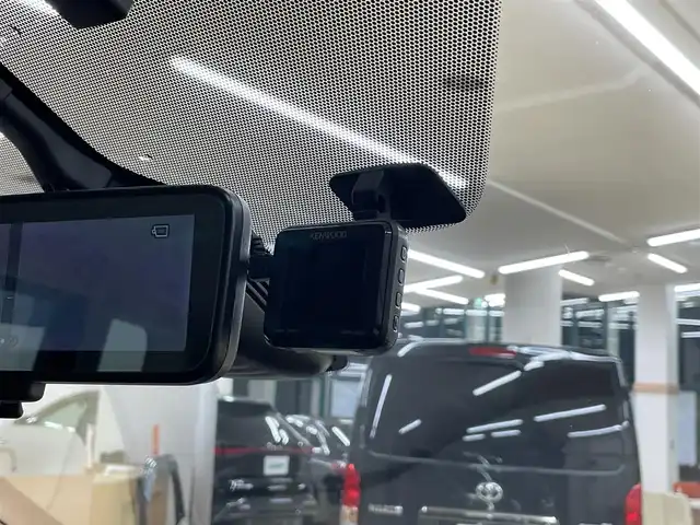 日産 セレナ ハイウェイスター V 道央・札幌 2021(令3)年 4.1万km アズライトブルー ・4WD/・社外ナビ/フルセグTV/CD/SD/BT/・アラウンドビューモニター/・デジタルインナーミラー/・ドライブレコーダー/・純正エンジンスターター/・両側パワースライドドア/・プロパイロット/・エマージェンシーブレーキ/・車線逸脱防止支援/・後側方衝突防止支援/・パーキングセンサー/・クロストラフィックアラート/・アイドリングストップ/・ETC/・LEDヘッドライト/・LEDフォグ/・プッシュスタート/・インテリジェントキー/・ドアバイザー/・電格ミラー