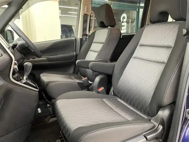 日産 セレナ ハイウェイスター V 道央・札幌 2021(令3)年 4.1万km アズライトブルー ・4WD/・社外ナビ/フルセグTV/CD/SD/BT/・アラウンドビューモニター/・デジタルインナーミラー/・ドライブレコーダー/・純正エンジンスターター/・両側パワースライドドア/・プロパイロット/・エマージェンシーブレーキ/・車線逸脱防止支援/・後側方衝突防止支援/・パーキングセンサー/・クロストラフィックアラート/・アイドリングストップ/・ETC/・LEDヘッドライト/・LEDフォグ/・プッシュスタート/・インテリジェントキー/・ドアバイザー/・電格ミラー