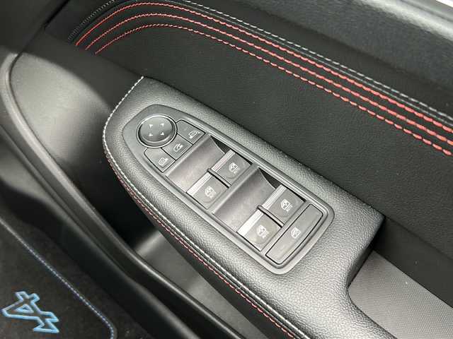 ルノー ルノー アルカナ RSライン マイルドハイブリッド 広島県 2023(令5)年 0.9万km パール 純正ディスプレイオーディオ/BT/AppleCarPlay/AndoroidAuto/全方位カメラ/アクティブブレーキ/車間距離警告/標識認識/レーンキープアシスト/死角警告/パドルシフト/シートヒーター/パワーシート/ステアリングヒーター/パドルシフト/置くだけ充電/ステアリングスイッチ/LEDヘッドライト/オートライト/スマートキー/プッシュスタート/ETC/純正フロアマット/純正アルミホイール/保証書・取扱説明書