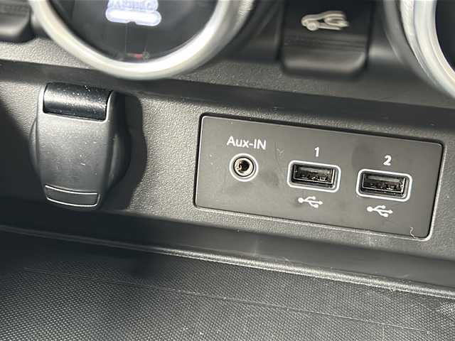 ルノー ルノー アルカナ RSライン マイルドハイブリッド 広島県 2023(令5)年 0.9万km パール 純正ディスプレイオーディオ/BT/AppleCarPlay/AndoroidAuto/全方位カメラ/アクティブブレーキ/車間距離警告/標識認識/レーンキープアシスト/死角警告/パドルシフト/シートヒーター/パワーシート/ステアリングヒーター/パドルシフト/置くだけ充電/ステアリングスイッチ/LEDヘッドライト/オートライト/スマートキー/プッシュスタート/ETC/純正フロアマット/純正アルミホイール/保証書・取扱説明書