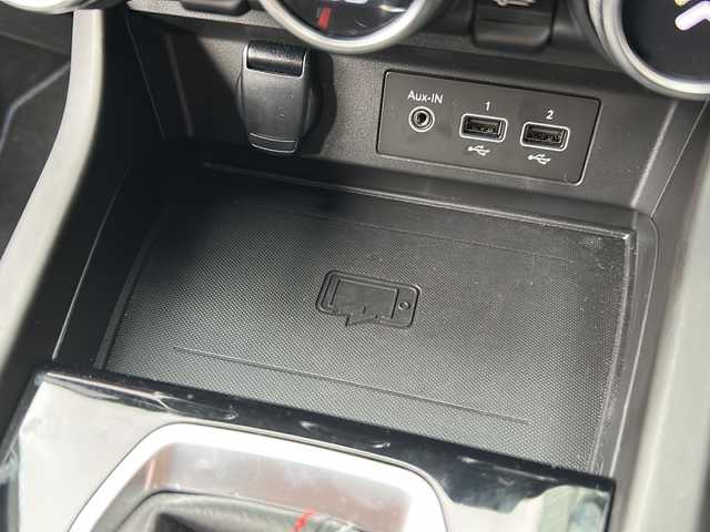 ルノー ルノー アルカナ RSライン マイルドハイブリッド 広島県 2023(令5)年 0.9万km パール 純正ディスプレイオーディオ/BT/AppleCarPlay/AndoroidAuto/全方位カメラ/アクティブブレーキ/車間距離警告/標識認識/レーンキープアシスト/死角警告/パドルシフト/シートヒーター/パワーシート/ステアリングヒーター/パドルシフト/置くだけ充電/ステアリングスイッチ/LEDヘッドライト/オートライト/スマートキー/プッシュスタート/ETC/純正フロアマット/純正アルミホイール/保証書・取扱説明書