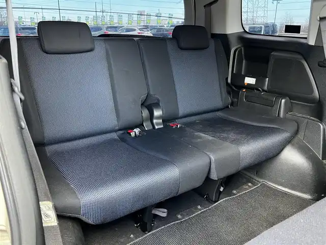 ホンダ ステップワゴン スパーダ S Z HDDナビ 道央・札幌 2008(平20)年 14.7万km プレミアムホワイトパール ４WD/純正ディーラーOPナビ/AM/FM/ワンセグ/バックカメラ/ECONモード/片側パワースライドドア/ステアリングリモコン/リモコンキー/HIDヘッドライト/フォグランプ/電動格納ミラー/ヒーテッドドアミラー/ウィンカーミラー/純正フロアマット/ドアバイザー/スペアキー/純正エンジンスターター