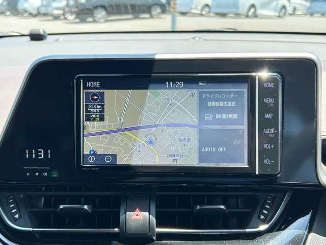トヨタ Ｃ－ＨＲ G 千葉県 2019(令1)年 1.4万km ブラックマイカ 純正ナビ/フルセグTV/Bluetooth/ETC2.0/クルーズコントロール/衝撃被害軽減システム/オートライト/オートマチックハイビーム/EVモード/プッシュスタート/スマートキー/スペアキー×1/LEDヘッドライト/純正アルミホイール/純正フロアマット/保証書/取扱説明書/盗難防止装置/横滑り防止装置/電動格納ウィンカーミラー