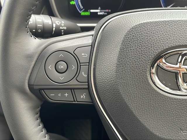 トヨタ カローラ クロス ハイブリッド Z 兵庫県 2024(令6)年 0.7万km マッシブグレー ワンオーナー/純正ディスプレイオーディオ/　Bluetooth/AM/FM/フルセグテレビ/バックカメラ/純正ビルトインETC/パワーシート（D席）/シートヒーター（D+N席）/パワーバックドア/ステアリングスイッチ/アイドリングストップ/レーダークルーズコントロール/アンチロック・ブレーキ・システム/レーンキープアシスト/前後コーナーセンサー/横滑り防止装置/衝突被害軽減システム/純正フロアマット/純正アルミホイール（R18）/パワーステアリング/パワーウィンドウ/エアバッグ（）/カーテンエアバッグ/LEDヘッドライト/オートマチックハイビーム/スマートキー/スペアキー（1本）/保証書/取扱説明書
