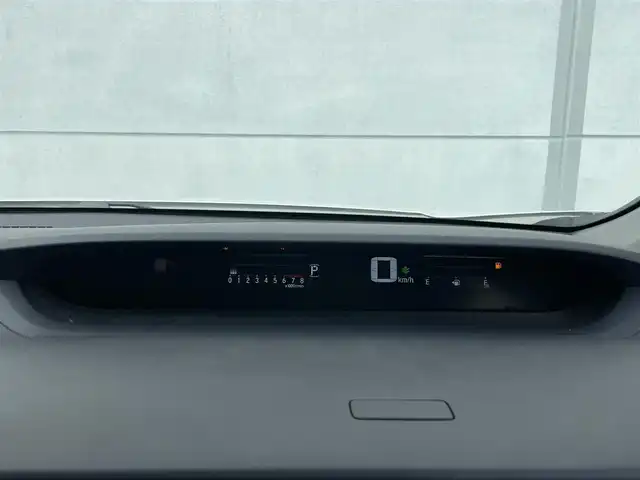 ホンダ ステップワゴン スパーダ ホンダセンシング 千葉県 2020(令2)年 6.6万km プラチナホワイトパール ホンダセンシング/・衝突軽減ブレーキ/レーンキープアシスト/・レーダークルーズコントロール/オートハイビーム/・クリアランスソナー/踏み間違い防止/・標識認識機能/先行車発進お知らせ/純正11.6インチフリップダウンモニター(VM-185EN)/純正10インチナビ(VXU-207SWi)/・フルセグ/BT/DVD/CD/HDMI/USB/カープレイ/バックカメラ/パドルシフト/ステアリングスイッチ/ETC2.0/両側パワースライドドア/LEDヘッドライト/オートライト/フォグライト/スマートキー/プッシュスタート/純正フロアマット/純正16インチAW