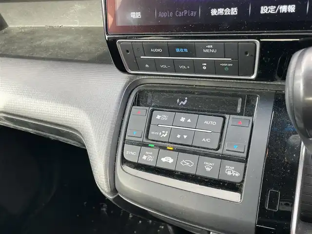 ホンダ ステップワゴン スパーダ ホンダセンシング 千葉県 2020(令2)年 6.6万km プラチナホワイトパール ホンダセンシング/・衝突軽減ブレーキ/レーンキープアシスト/・レーダークルーズコントロール/オートハイビーム/・クリアランスソナー/踏み間違い防止/・標識認識機能/先行車発進お知らせ/純正11.6インチフリップダウンモニター(VM-185EN)/純正10インチナビ(VXU-207SWi)/・フルセグ/BT/DVD/CD/HDMI/USB/カープレイ/バックカメラ/パドルシフト/ステアリングスイッチ/ETC2.0/両側パワースライドドア/LEDヘッドライト/オートライト/フォグライト/スマートキー/プッシュスタート/純正フロアマット/純正16インチAW