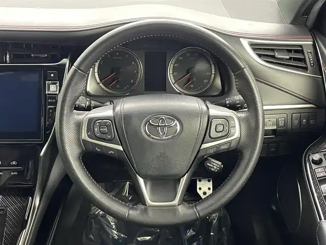 トヨタ ハリアー プレミアム 埼玉県 2018(平30)年 4.2万km ホワイトパールクリスタルシャイン モデリスタエアロ　ＨＫＳマフラー　ＡＬＰＩＮＥ１０型ナビ　テイン車高調　バックカメラ　追従走行　フルセグＴＶ　電動リアゲート　ハーフレザー　ＥＴＣ　前後ドライブレコーダー　デジタルインナーミラー