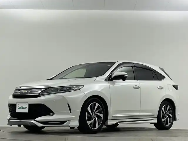 トヨタ ハリアー プレミアム 埼玉県 2018(平30)年 4.2万km ホワイトパールクリスタルシャイン モデリスタエアロ　ＨＫＳマフラー　ＡＬＰＩＮＥ１０型ナビ　テイン車高調　バックカメラ　追従走行　フルセグＴＶ　電動リアゲート　ハーフレザー　ＥＴＣ　前後ドライブレコーダー　デジタルインナーミラー