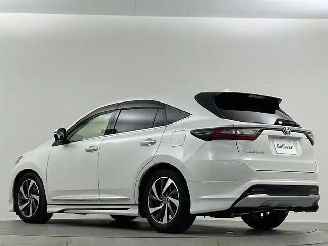 トヨタ ハリアー プレミアム 埼玉県 2018(平30)年 4.2万km ホワイトパールクリスタルシャイン モデリスタエアロ　ＨＫＳマフラー　ＡＬＰＩＮＥ１０型ナビ　テイン車高調　バックカメラ　追従走行　フルセグＴＶ　電動リアゲート　ハーフレザー　ＥＴＣ　前後ドライブレコーダー　デジタルインナーミラー
