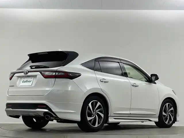 トヨタ ハリアー プレミアム 埼玉県 2018(平30)年 4.2万km ホワイトパールクリスタルシャイン モデリスタエアロ　ＨＫＳマフラー　ＡＬＰＩＮＥ１０型ナビ　テイン車高調　バックカメラ　追従走行　フルセグＴＶ　電動リアゲート　ハーフレザー　ＥＴＣ　前後ドライブレコーダー　デジタルインナーミラー